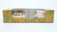 Brekina H0 19309 Ford 12M & Eriba Wohnwagen