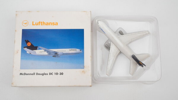 Herpa 516204 Lufthansa McDonell Douglas DC 10-30, 1:500