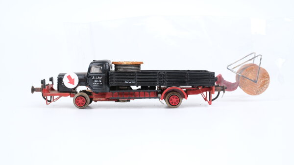 Eigenbau H0 Schienen-LKW Nr.2 Gleichstrom
