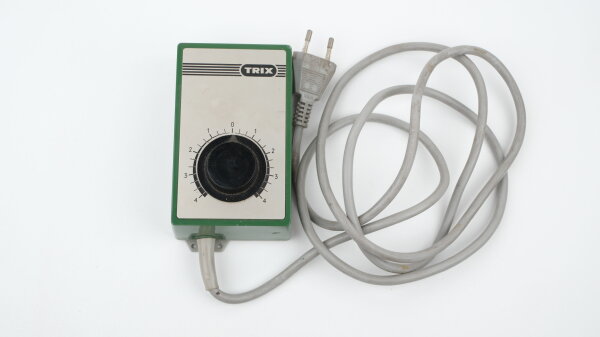 Trix 56-5580-00 Transformator 7VA (leicht vergilbt/verschmutzt)