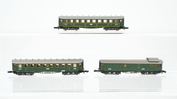 Märklin Z Konvolut Schnellzugwagen 3. Kl. Gepäckwagen DR
