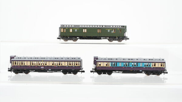 Fleischmann N Konvolut Abteilwagen 2./3. Kl. Postwagen DR