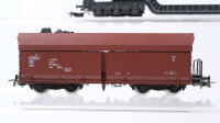 Unbekannt H0 Konvolut Selbstentladewagen teilbeladen Tiefladewagen Niederbordwagen mit Kabelrollen DR u.a.
