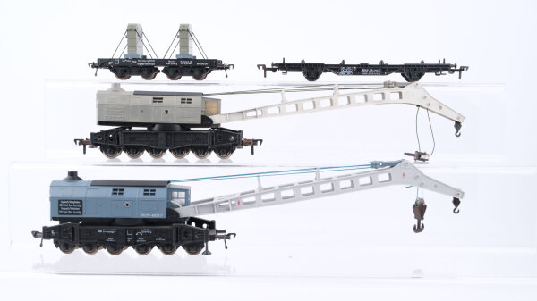Fleischmann u.a. H0 Konvolut Kranwagen Gegengewichtswagen Containertragwagen unbeladen DB (Kurbeln fehlen)