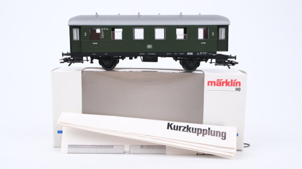Märklin H0 4235 Reisezugwagen (Personenwagen 2.Kl)  Bie 32 der DB