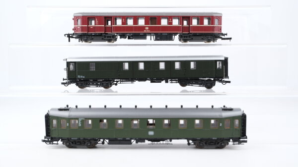 Roco H0 Konvolut Personenwagen Abteilwagen 2. Kl. Gepäckwagen DB u.a.
