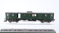 Fleischmann u.a. H0 Konvolut Abteilwagen 1./3. Kl. Postwagen Gepäckwagen DR