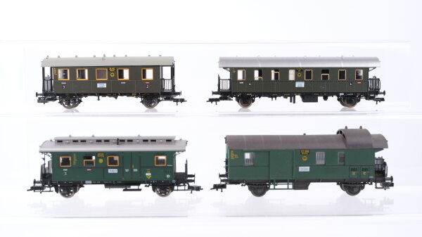 Fleischmann H0 Konvolut Donnerbüchsen 2./3./4. Kl. Postwagen Gepäckwagen DR