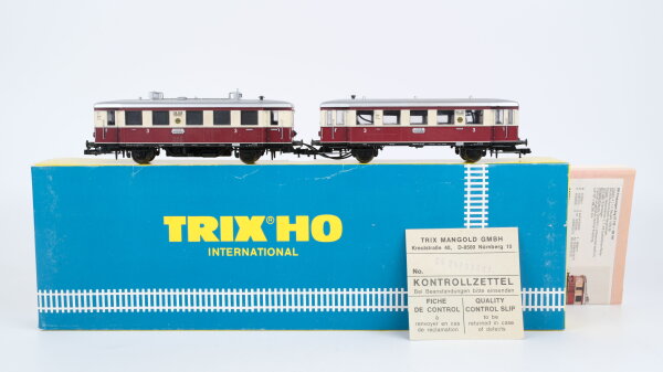 Trix H0 52 2473 00 Diesel-Triebwagen BR VT135 mit Beiwagen BR VB140 DRG Gleichstrom