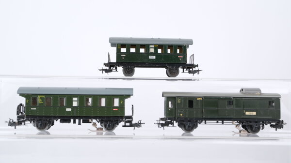 Märklin H0 Konvolut Donnerbüchsen 2./3. Kl. 327/1 Gepäckwagen