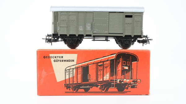 Märklin H0 4605 Gedeckter Güterwagen "grün" mit Bremserhaus  K3 der SBB
