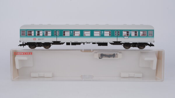 Fleischmann H0 5144K Nahverkehrswagen 1./2. Kl. DB