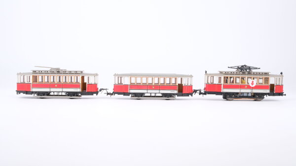 Halling H0 Straßenbahn mit zwei Beiwagen rot Gleichstrom