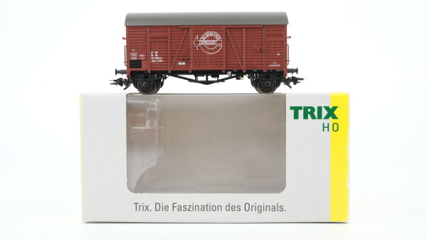 Trix H0 24823 gedeckter Güterwagen "Reisegepäck Expressgut" DR
