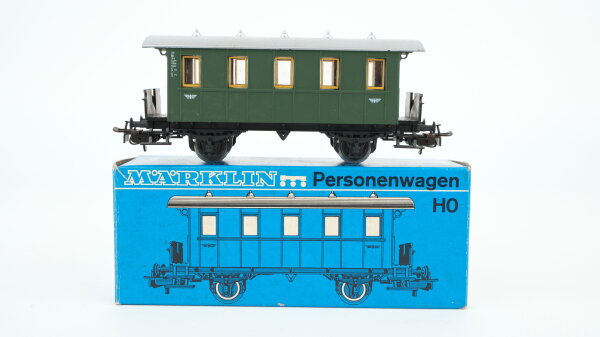 Märklin H0 4007 Reisezugwagen (grüner Wagenkasten) Bi / Ci