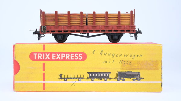 Trix H0 3437 Rungenwagen mit Holzladung