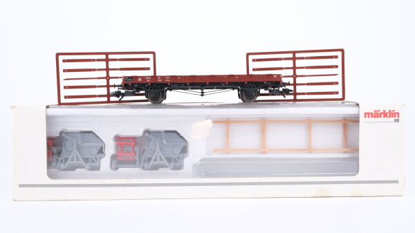 Märklin H0 45096 Rungenwagen mit Mähdreschern  R 02 der DB