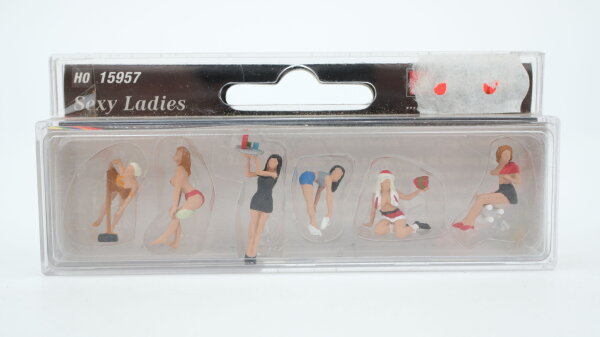 NOCH H0 15957 Sexy Ladies