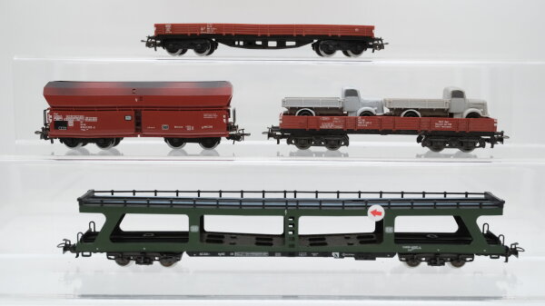 Märklin H0 Konvolut Autotransportwagen Niederbordwagen mit 2 LKW Niederbordwagen Selbstentladewagen DB (Abbruch)