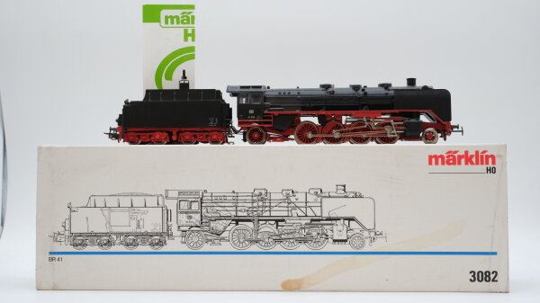 Märklin H0 3082 Dampflok BR 41 334 DB Wechselstrom (vermutlich verharzt)