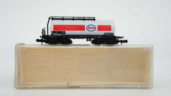 Minitrix N 51 3552 00 Kesselwagen "Esso" DB