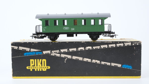Piko H0 312-01 Personenwagen DR