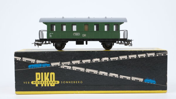 Piko H0 108/732 Personenwagen 340-328 DR