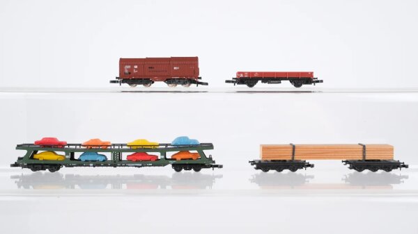 Märklin Z Konvolut Autotransportwagen mit PKW Teleskophaubenwagen Langholzwagen Niederbordwagen DB u.a.