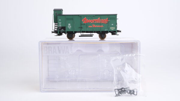 Brawa H0 49091 gedeckter Güterwagen "Doornkaat" DR