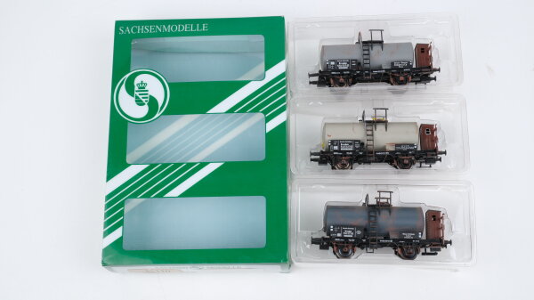 Sachsenmodelle H0 14110 Sachsendreier Kesselwagenset DR (gealtert)