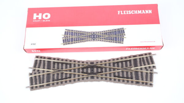 Fleischmann H0 6162 Kreuzung links-kreuzend 200mm