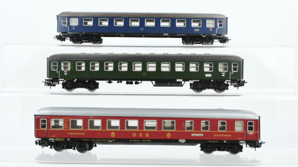 Märklin H0 Konvolut Personenwagen 2.Kl. grün 1.Kl. blau Speisewagen DSG DB