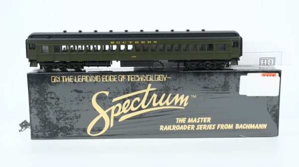 Spectrum H0 89443 US Passenger Car "Southern"