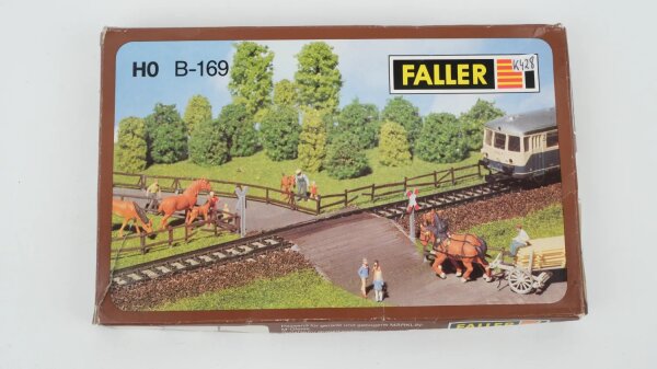 Faller H0 B-169 Bahnübergang