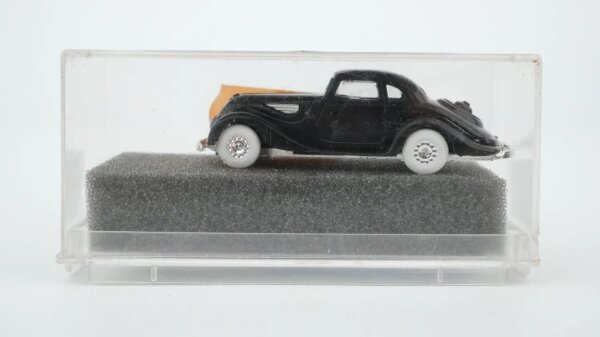 Revell 2006 BMW 327 Coupe de Luxe