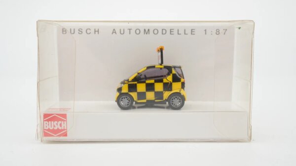 Busch H0 48915 Smart City Coupe Follow me