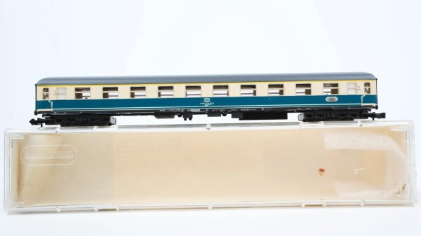 Minitrix N 51 3111 00 Schnellzugwagen 1.Kl. 51 80 10-40 232-0 DB