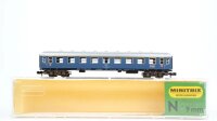 Minitrix  N 51 3009 00 Schnellzugwagen Aüm202 1.Kl. DB