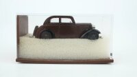 Brekina H0 1301 DKW Limousine braun