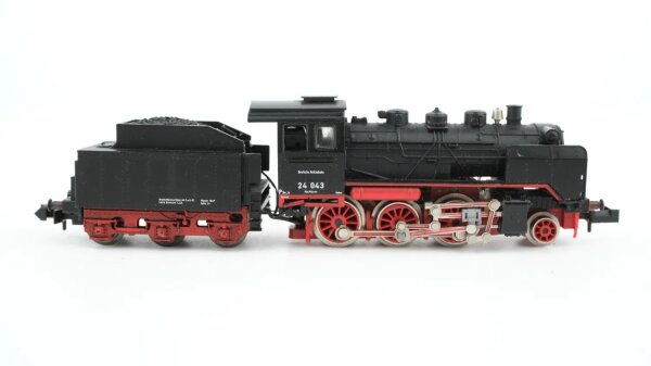 Minitrix N Dampflok mit Tender BR 24 043 DR (ruckelt stark)