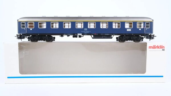 Märklin H0 4051 Reisezugwagen (Schnellzugwagen, 51 80 10-40 167-8) 1.Kl. Aüm 202 DB
