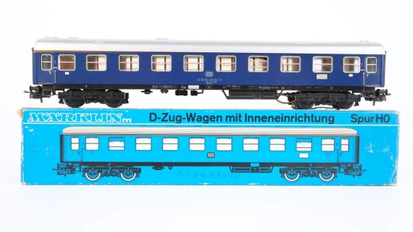 Märklin H0 4051 Reisezugwagen (Schnellzugwagen, 51 80 10-40 167-8) 1.Kl. Aüm 202 DB