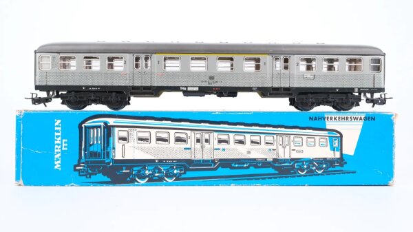 Märklin H0 4083 Nahverkehrswagen Silberling "50 80 31- 11 263-6" DB