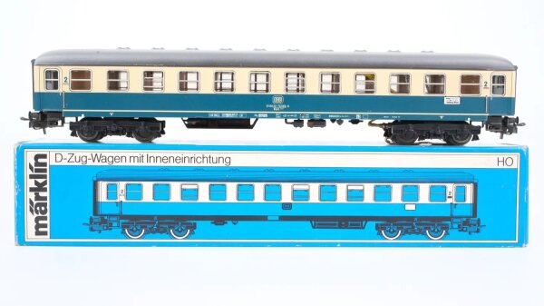 Märklin H0 4112 Reisezugwagen (Schnellzugwagen 2.Kl., 51 80 22-70 566-0) Büm 234 der DB
