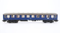 Märklin H0 4053 D-Zug-Wagen mit Inneneinrichtung und Schlusslicht 1. Kl. DB