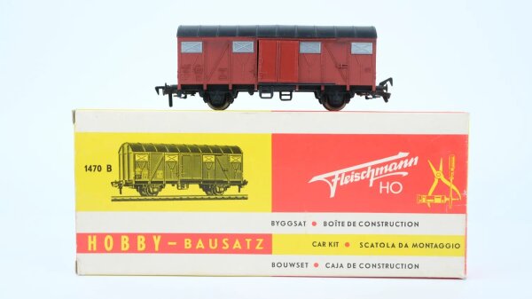 Fleischmann H0 1470B gedeckter Güterwagen zusammengebaut DB
