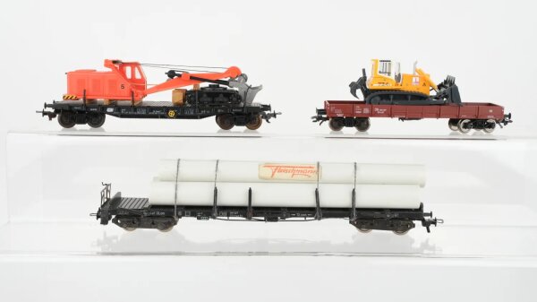 Fleischmann H0 Konvolut Rungenwagen Niderbordwagen beladen u.a. mit Baustellenfahrzeugen "Liebherr" DB