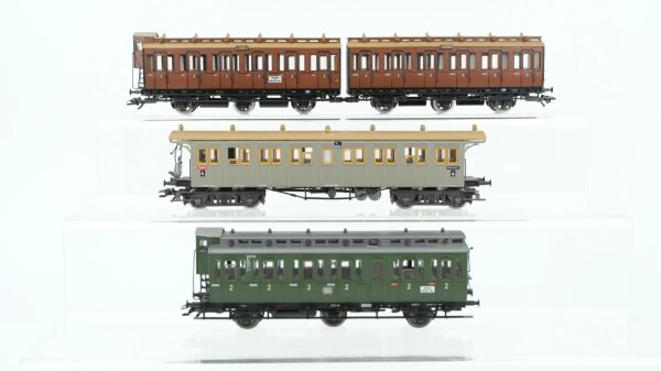 Märklin H0 Konvolut Abteilwagen 2./3. Kl. Personenwagen 4. Kl. DB u.a.