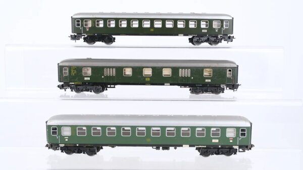 Märklin H0 Konvolut Personenwagen 2.Kl. Packwagen DB