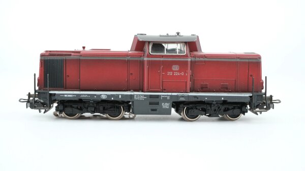 Märklin H0 Diesellok BR 212 224-0 DB Wechselstrom Analog